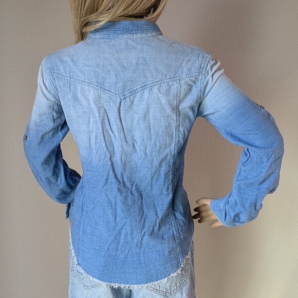 Cloth & Stone Top Women's Small Ombre Blue Corduroy Button-up Raw Hem Roll Tabs - Picture 3 of 16